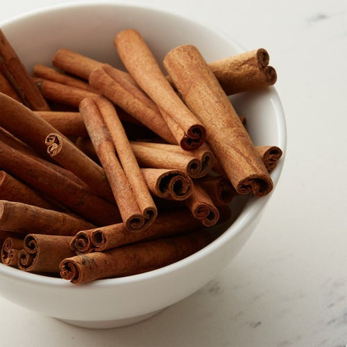 CINNAMON ESSENTIAL OIL
